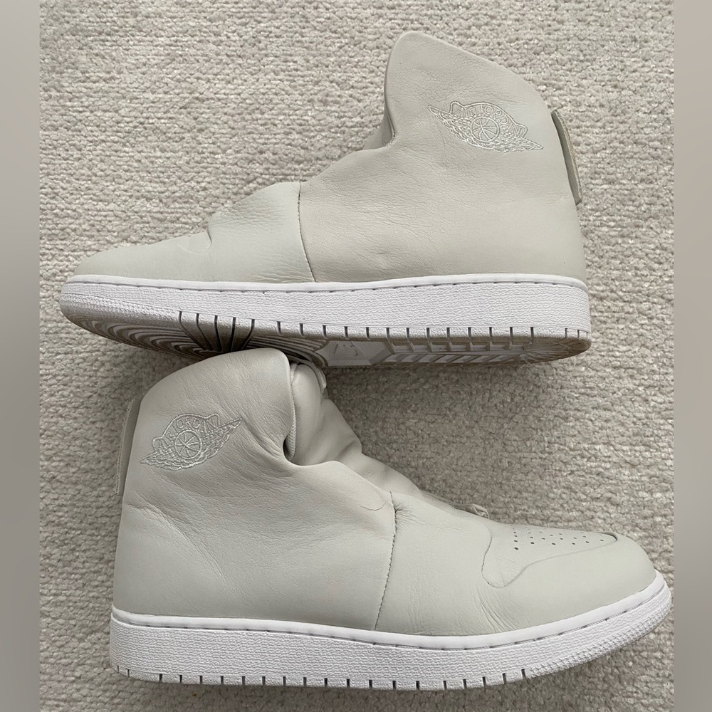 Nike Air Jordan 1 Sage XX